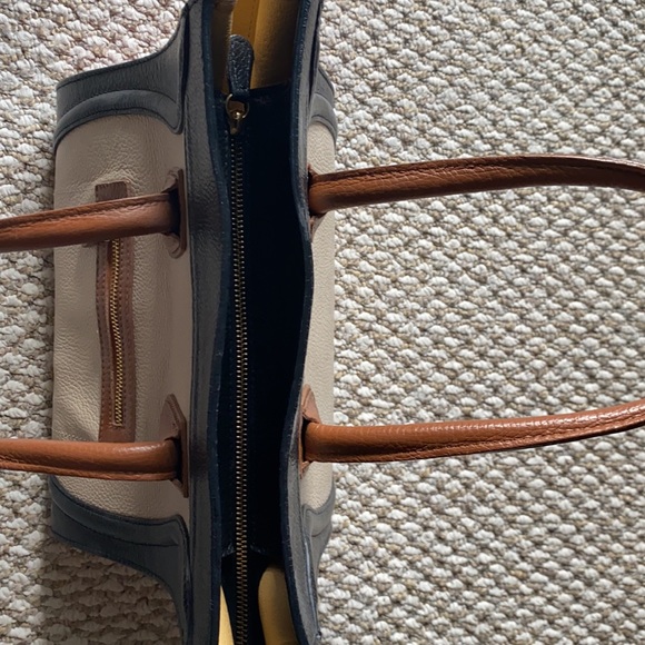 Handbag - Picture 5 of 7